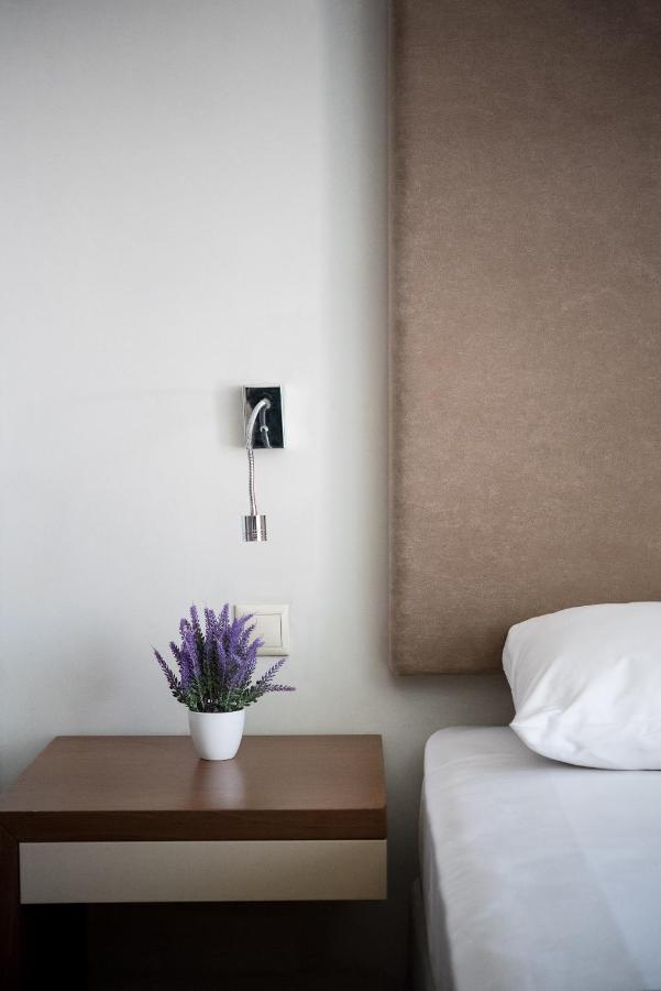 Oktober Downtown Hotel Rhodes City